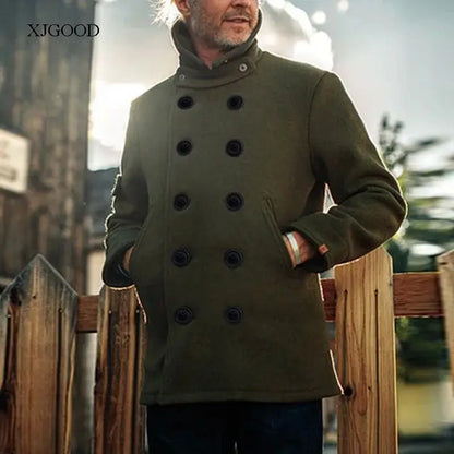 Casaco de lã masculino de cor pura com gola aboa, manga curta e decote em V para jovens no outono.