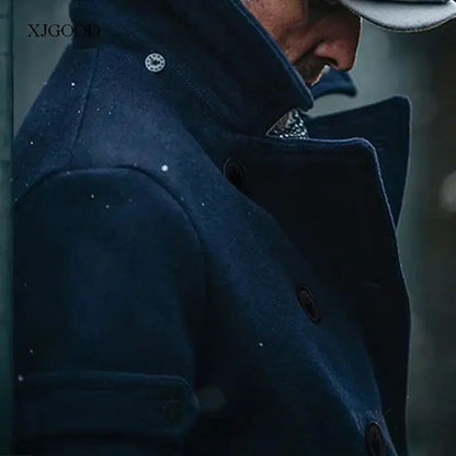 Casaco de lã masculino de cor pura com gola aboa, manga curta e decote em V para jovens no outono.